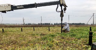 Установка винтовых свай Топки цена от 3139 руб.