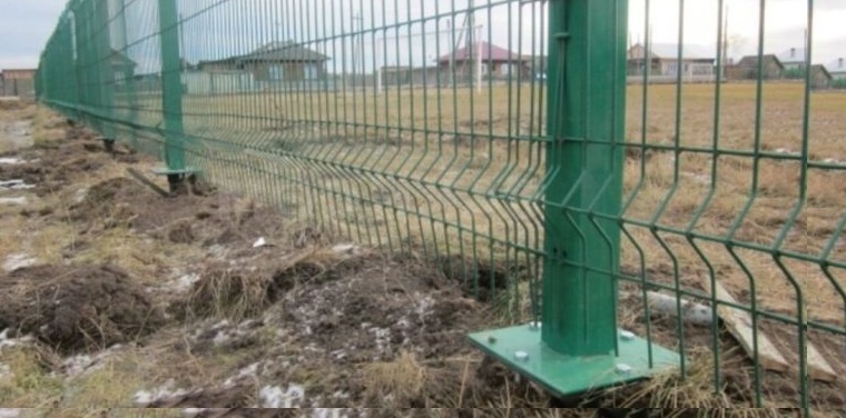 Купить сваи для ограждения от производителя в Топках от 1413 руб: низкая цена, быстрая установка